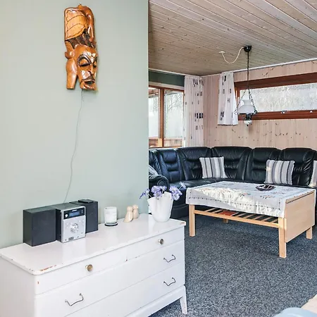 4 Person In Juelsminde Feriehus *